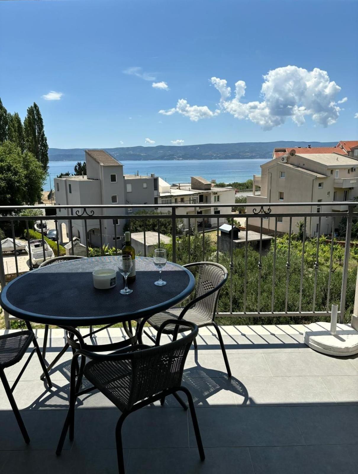 Apartments And Rooms Nikola Omiš Dış mekan fotoğraf