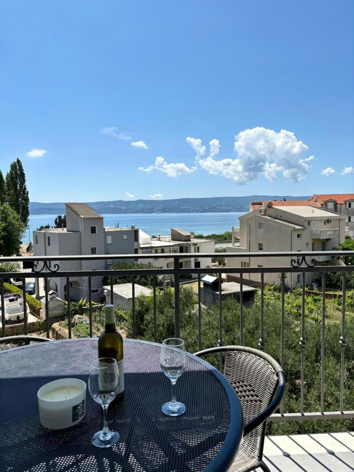 Apartments And Rooms Nikola Omiš Dış mekan fotoğraf